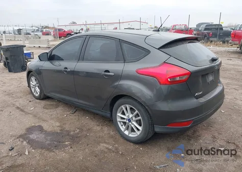2015 Ford Focus Se z USA, uszkodzony, nr VIN 1FADP3K24FL318942
